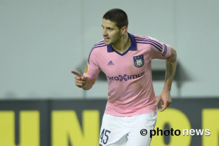 Vanhaezebrouck : "Mitrovic a changé"