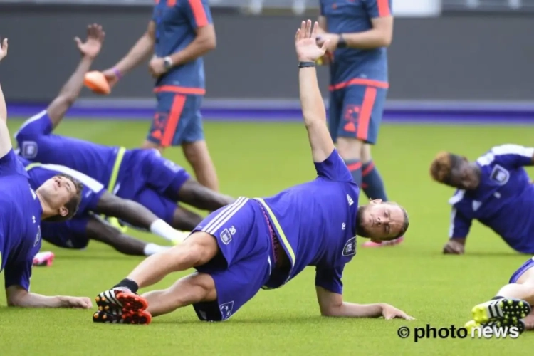 Gillet : « Si je dois rester, ce serait avec plaisir »