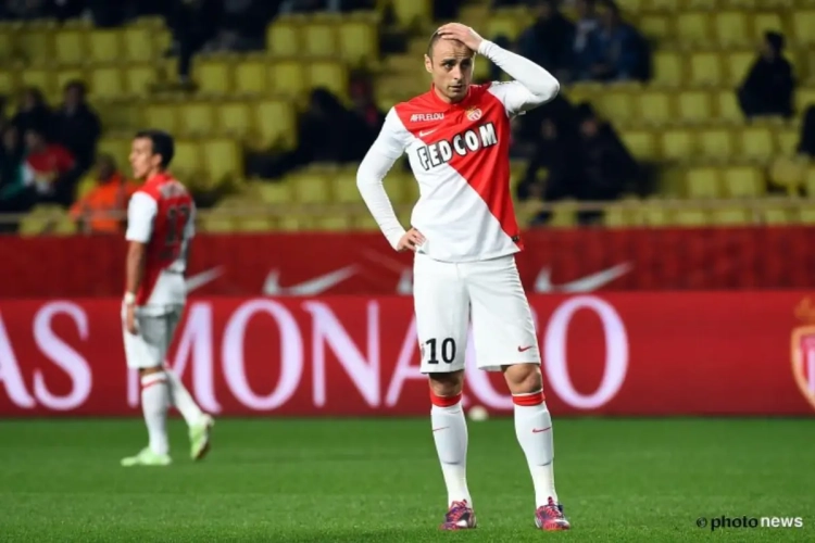 Dimitar Berbatov signe en Grèce