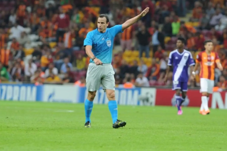 Les clubs belges en Europa League connaissent leur arbitre