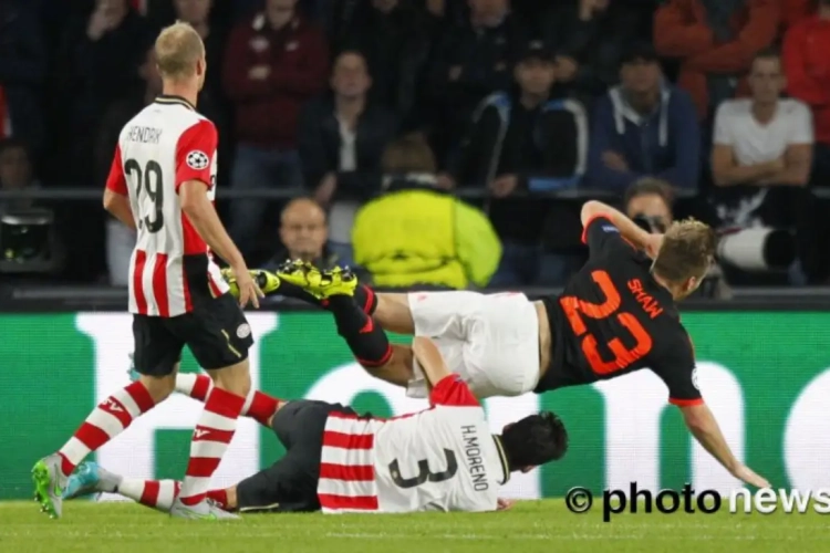 Shaw passe encore sur le billard