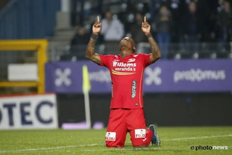 Un club anglais sur Cyriac?