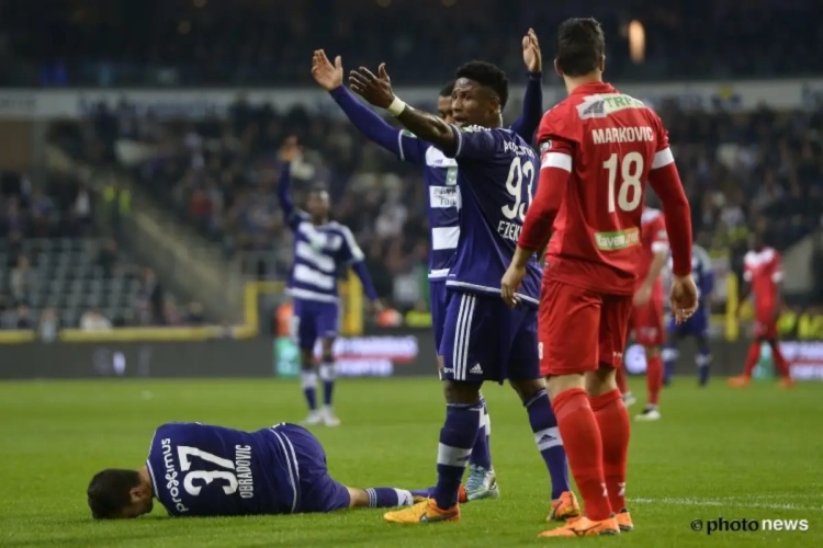 Obradovic out six mois !