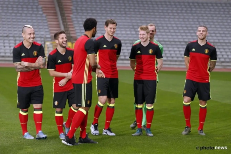 Dembélé en mode CR7, Nainggolan en fou rire, Hazard toujours aussi blagueur, c'est la bonne ambiance au sein des Diables !