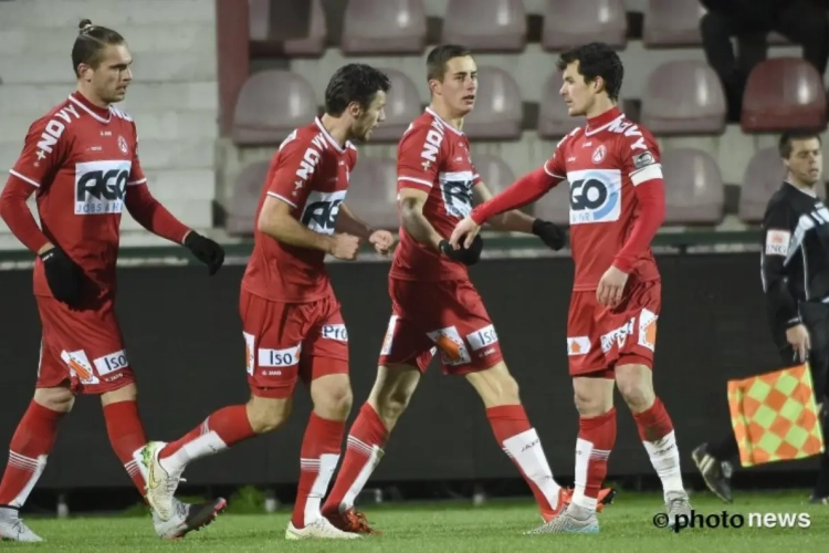 Courtrai tient au top 6: "Personne ne veut jouer les PO2"