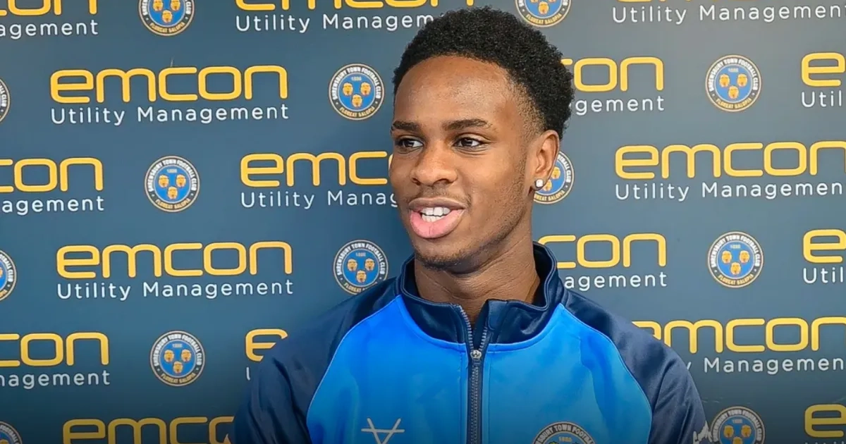 Un jeune buteur belge a fait ses débuts en championnat avec sa nouvelle équipe