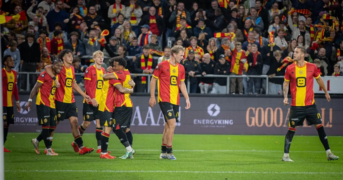 Photo: walfoot.be KV Mechelen beats Sint-Truiden in a seven-goal match