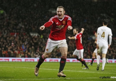 Rooney: "Un grand honneur de rejoindre Sir Bobby Charlton"