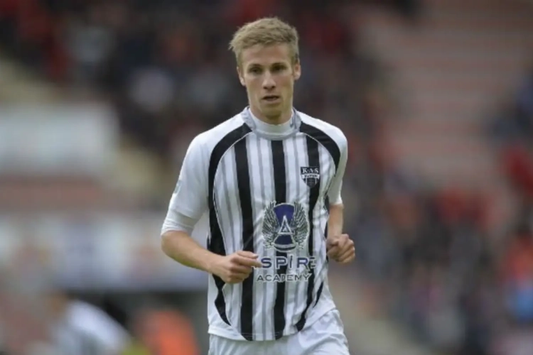 Eupen présente 7 joueurs d'un coup !