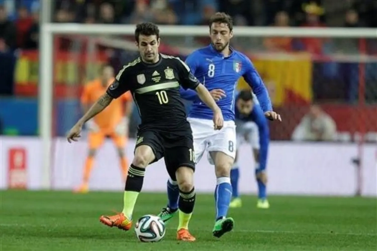 Fabregas en mode danseur