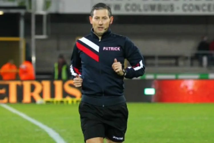 De Bleeckere met les Diables en garde