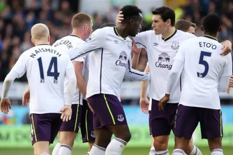 Everton évite la défaite de justesse, passe décisive pour Lukaku