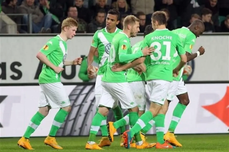 De Bruyne à nouveau chef d'orchestre de Wolfsburg