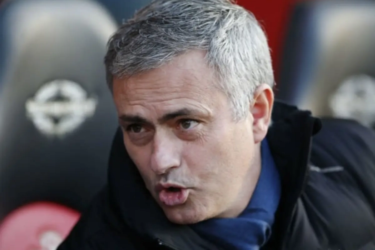 Mourinho dénonce le traitement réservé à Hazard