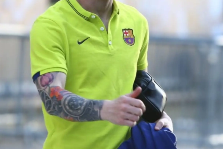 Que signifie réellement le nouveau tatouage de Messi ?