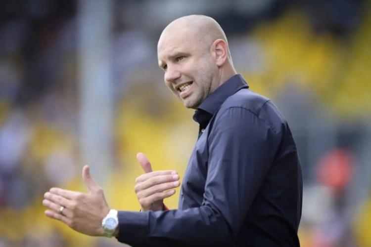 Peeters: "Il nous faut du temps"