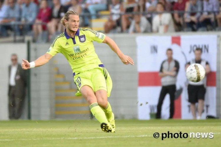 Guillaume Gillet devrait rester au moins jusqu'en janvier