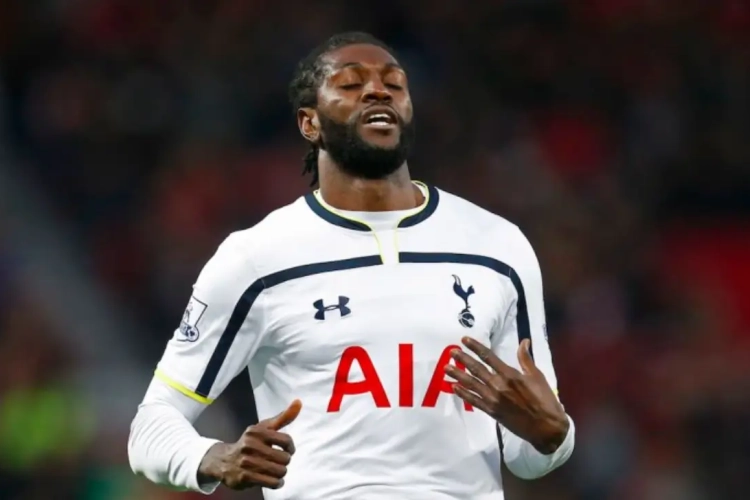 Adebayor rebondit dans une formation de Premier League