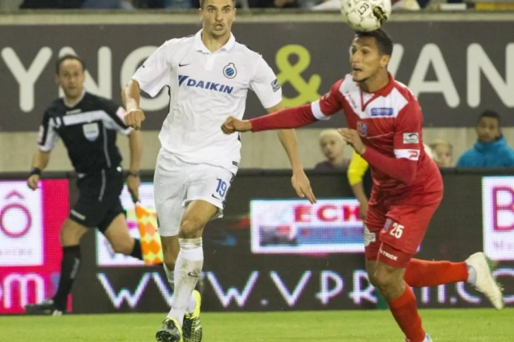 Oussalah heureux à Mouscron : "Même si je dois m'asseoir par terre dans le vestiaire"